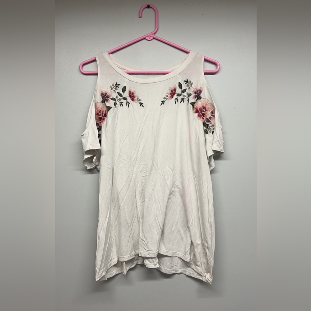 Women’s XL American Eagle t shirt